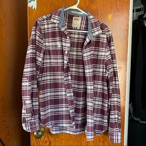 Levi’s plaid flannel